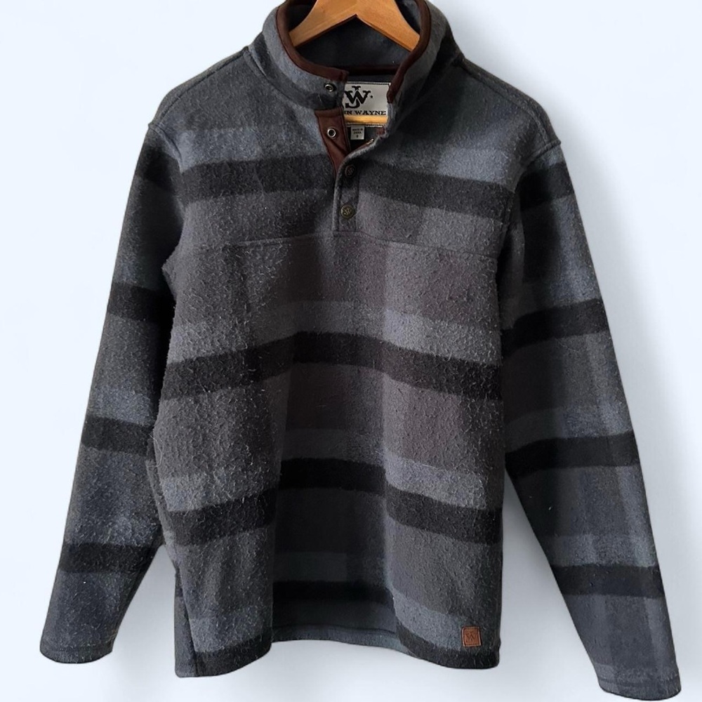 Men's Gray Striped Sweater